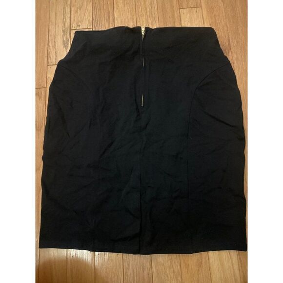 Poetic Justice, women's black skirt with zipper accent size 2x - Picture 3 of 7